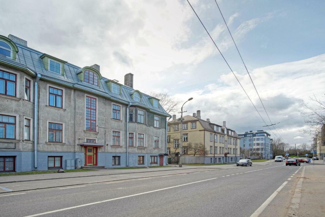 Studio On Tehnika 19 Tallin Exterior foto